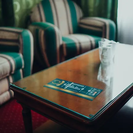 Bavaria מלון קריובה